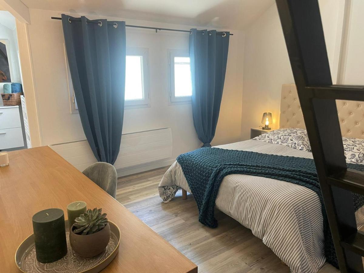 Le Bleu De Senlis Apartment Senlis  Ngoại thất bức ảnh